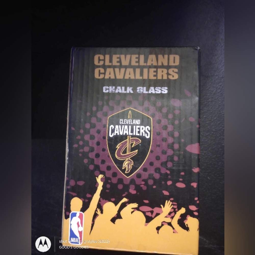 Cleveland Cavaliers Chalk Glass